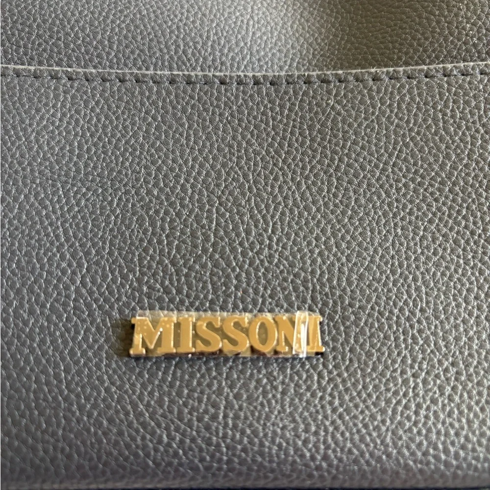 MISSONI for SAUDIA Saudi Arabian Airlines‎ first class amenity kit bag cosmetic